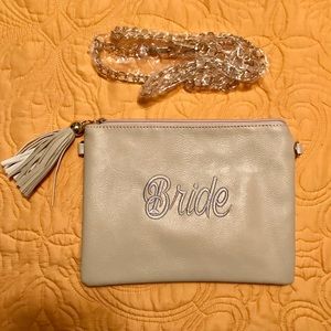 🎉🎉 3 @ $20! 🎉🎉Ivory Cross body Bride 👰Purse